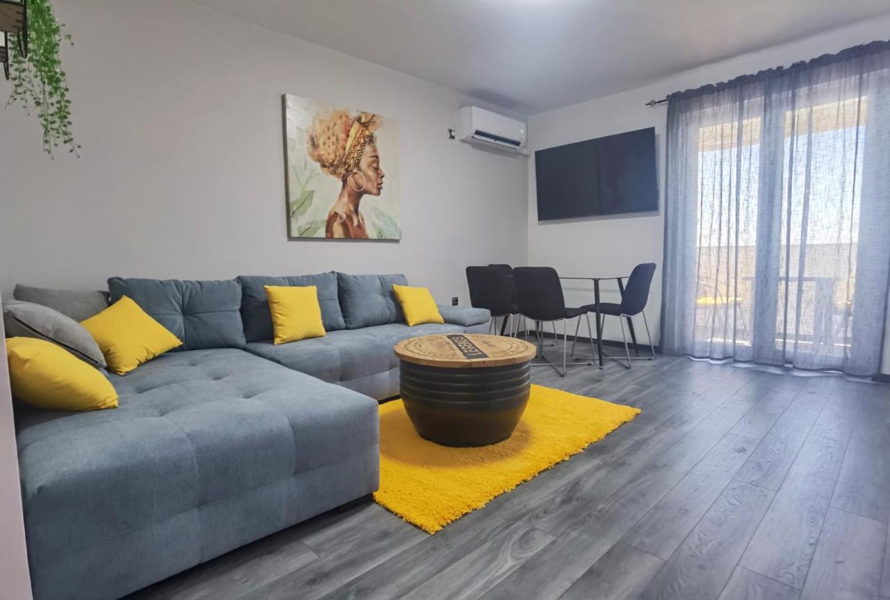 Apartment Pek Цриквеница Экстерьер фото