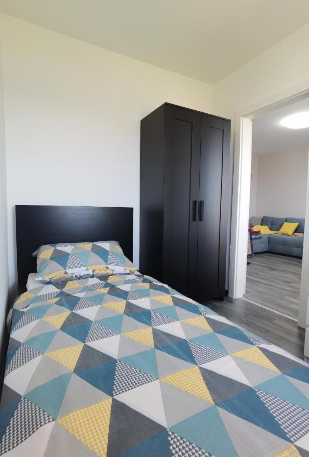 Apartment Pek Цриквеница Экстерьер фото